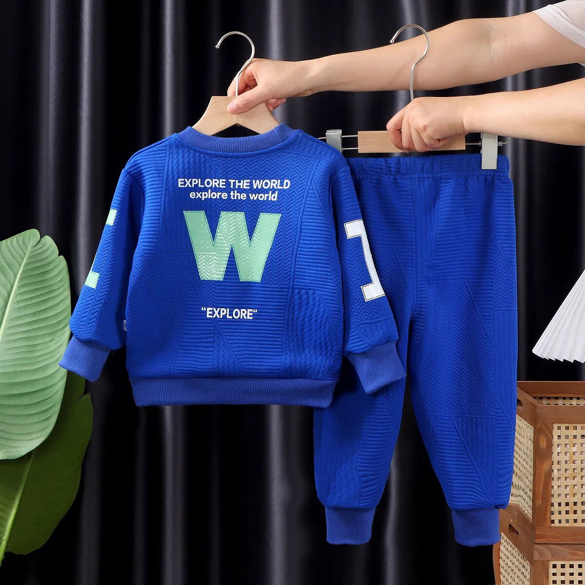 Boys 2Pcs Tracksuit Baby Girls Kids Casual Clothing Sets Baby Kids Sports Unisex Letter Pants Outfits 1-7 Ys Children Sweatshirt 