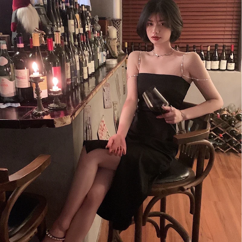 Elegant Party Spaghetti Strap Midi Dresses for Women 2023 Summer Sexy Prom Evening Fashion Female Clothes Blue Folds Satin Dress 