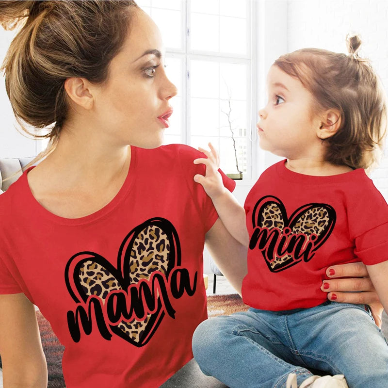 Tshirt family Leopard Love mother kids tshirts Baby Girl Clothes mama mini family matching outfits daughter family look clothes