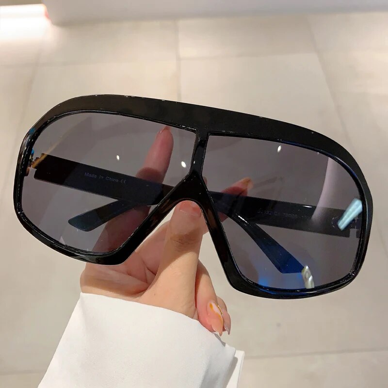 Oversized One-piece Goggle Men Fashion Candy Color Outdoor Sunglasses Women Trendy Luxury Design UV400 Shades Eyewear