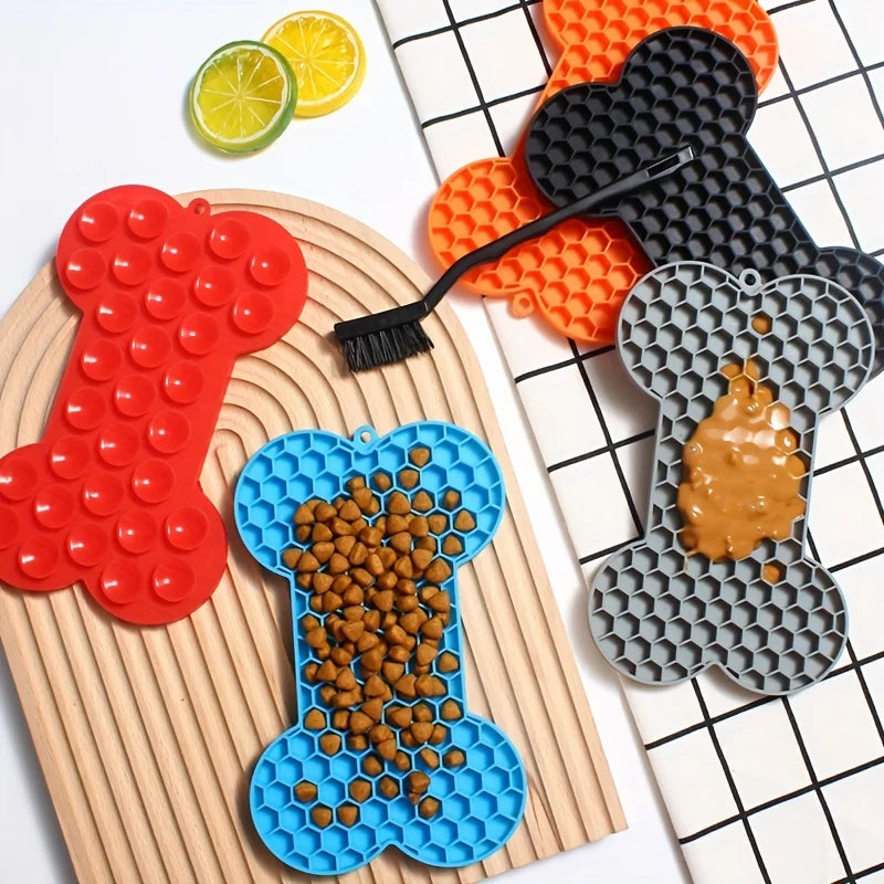 Silicone Licking Pad Pet Dog Lick Pad Bath Peanut Butter Slow Eating Licking Feeder Cats Lick Mat Feeding Dog Lick Mat