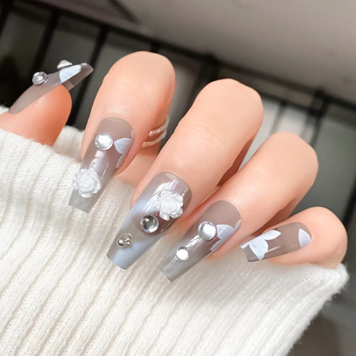 Rhinestone Flower Checkerboard Pearl Marble Fake Nails Ballerina Bride Nude Nail Art Reusable Nail Accessories Press on Nails