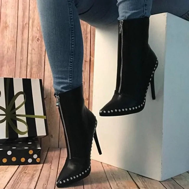 Women Fashion Pointed Toe Modern Ankle Boots 