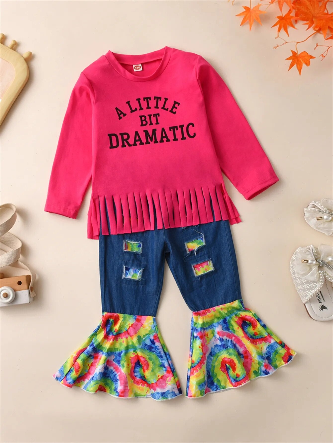 Toddler Girls 2pcs A LITTLE BIT DRAMATIC Print Tassel Hem Top + Ripped Flare Jeans Kids Clothes Party