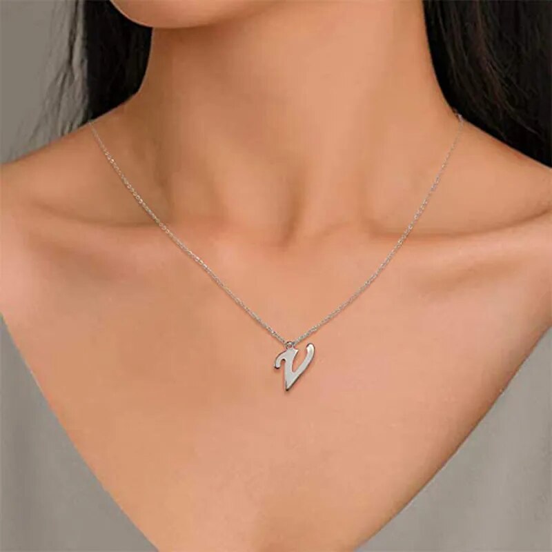 Simple Silver Color 26 Letter Pendant Necklace Fashion Unisex A-Z Initials Stainless Steel Choker Clavicle Chain Jewelry Gifts