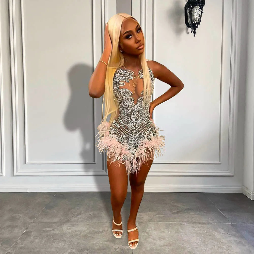 Sexy Black Girl Short Prom Dresses 2023 Luxury Silver Crystals See Through Women Feather Cocktail Gowns For Birthday Party